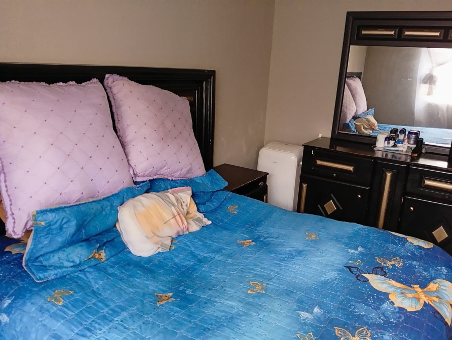3 Bedroom Property for Sale in Ilitha Park Western Cape